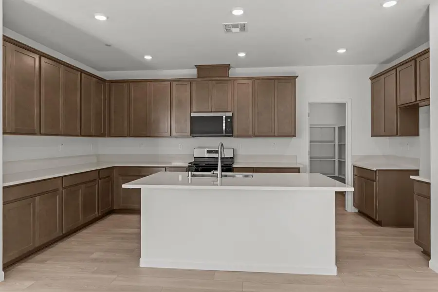 905 Zennor Place, Patterson, CA 95363 - Image #3