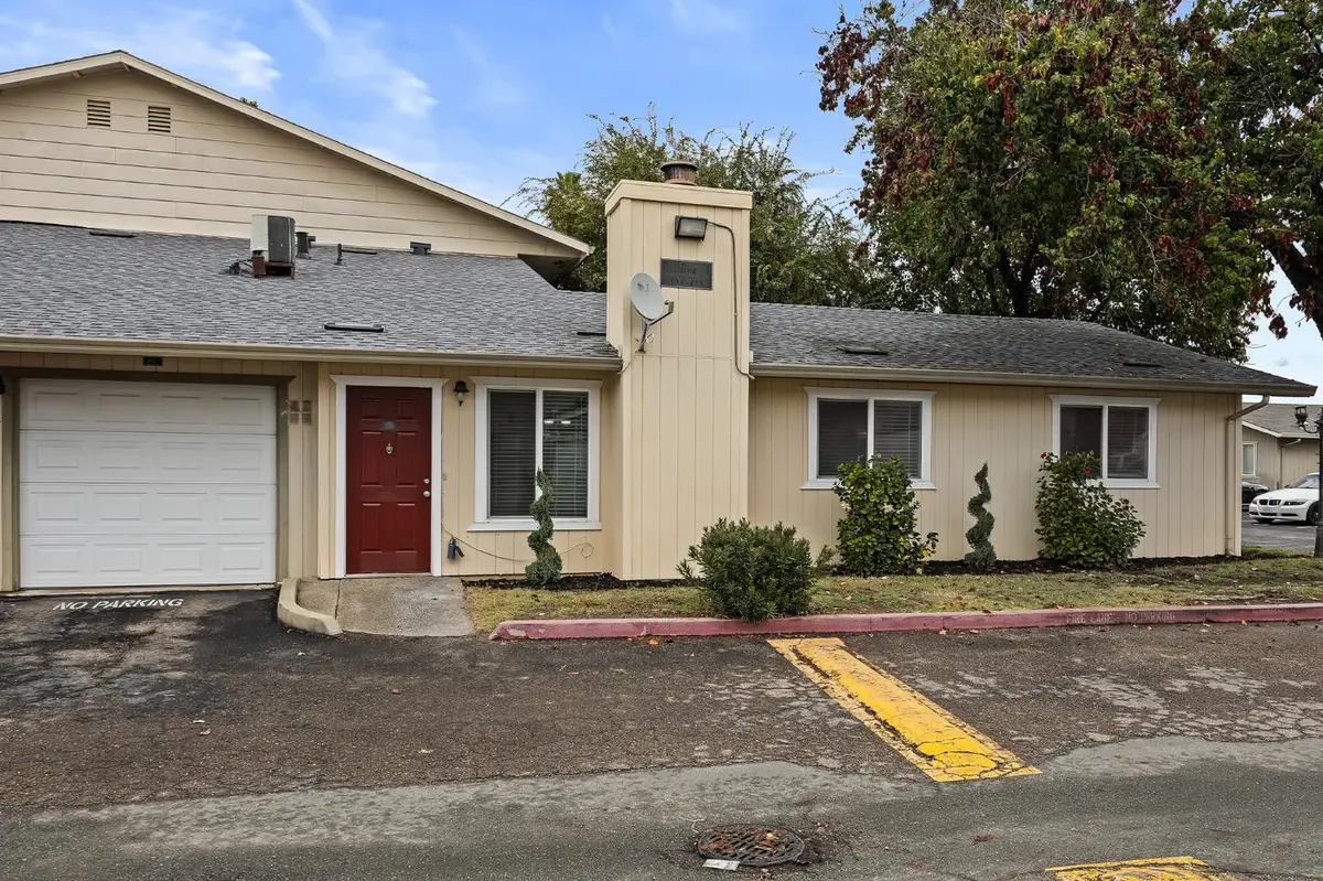 1819 S Cherokee Lane #67, Lodi, CA 95240 - Image #1