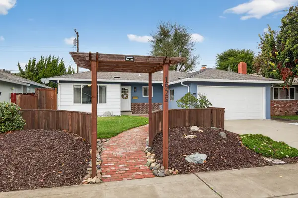 1525 Vista Dr, Lodi, CA 95242