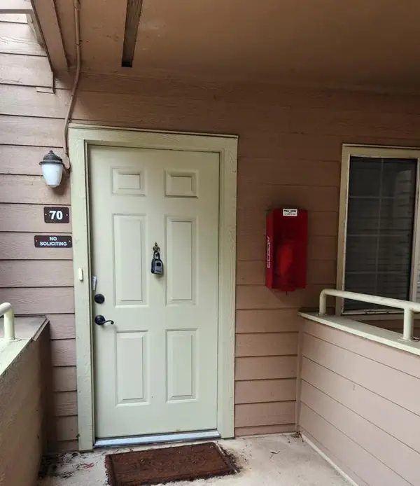 11150 Trinity River Drive #70, Rancho Cordova, CA 95670