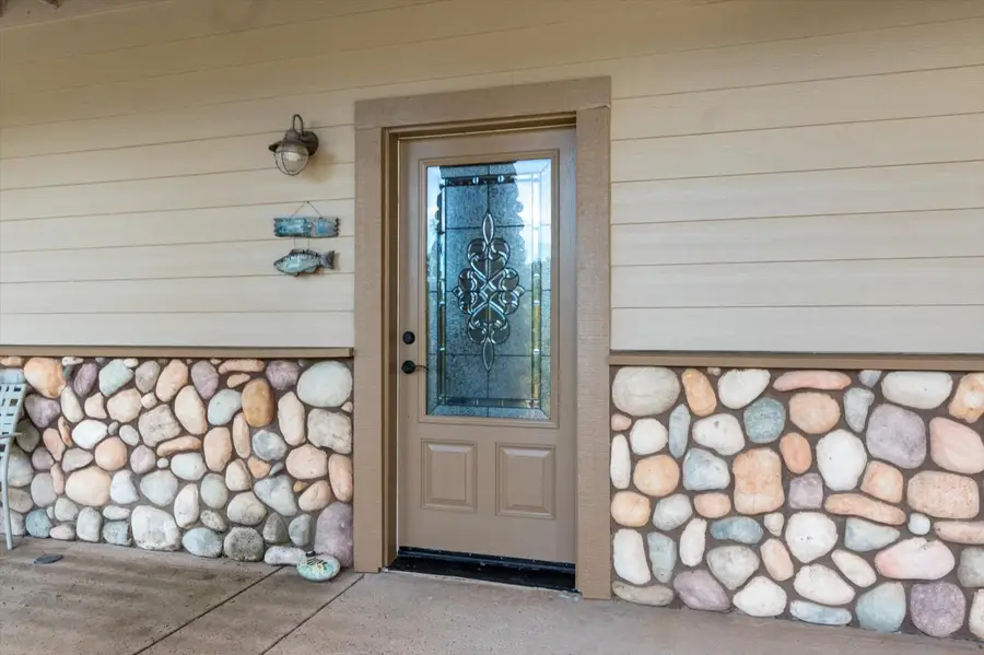 19720 Oak Knoll Drive, Lakehead, CA 96051 - #3