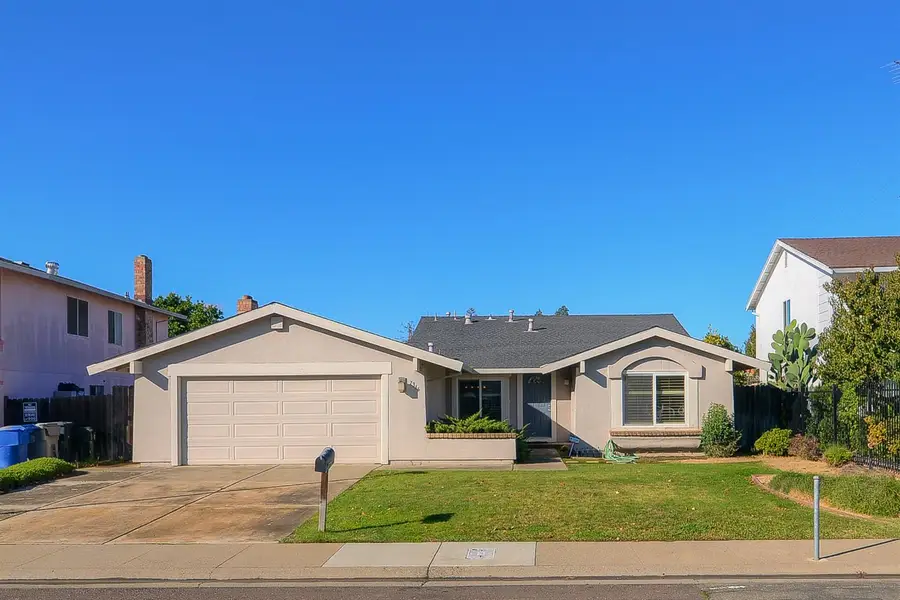 7346 Alcedo Circle, Sacramento, CA 95823 - Image #3