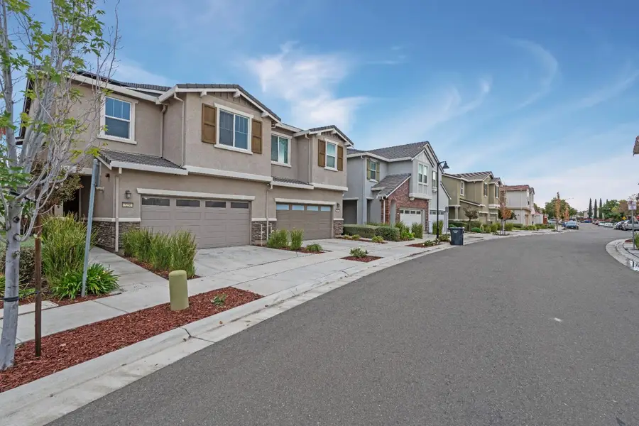 3251 Milton Jenson Way, Tracy, CA 95377 - Image #2