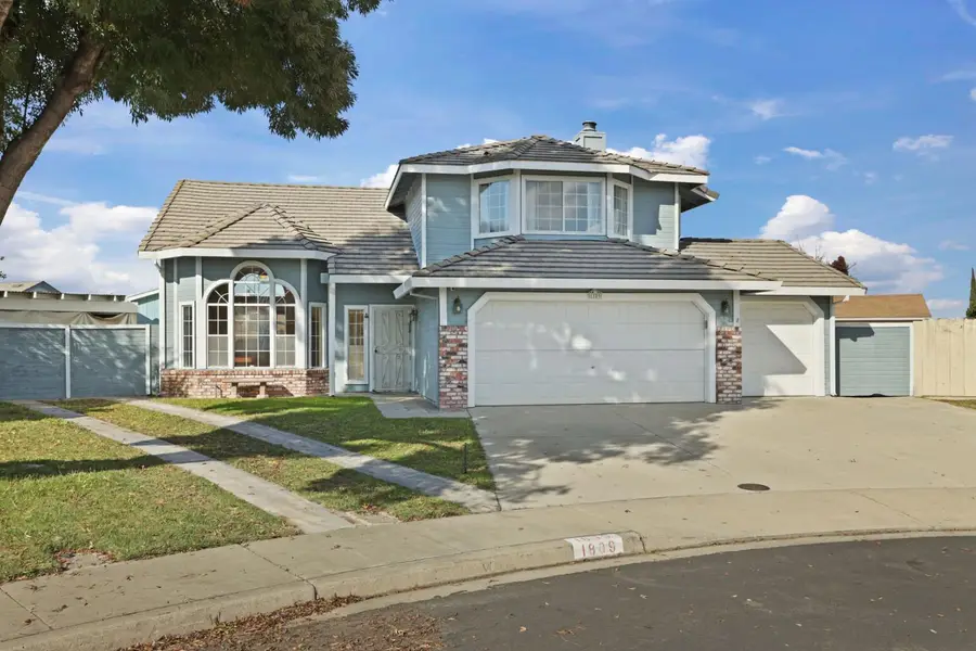 1809 Blueridge Court, Modesto, CA 95351 - Image #2