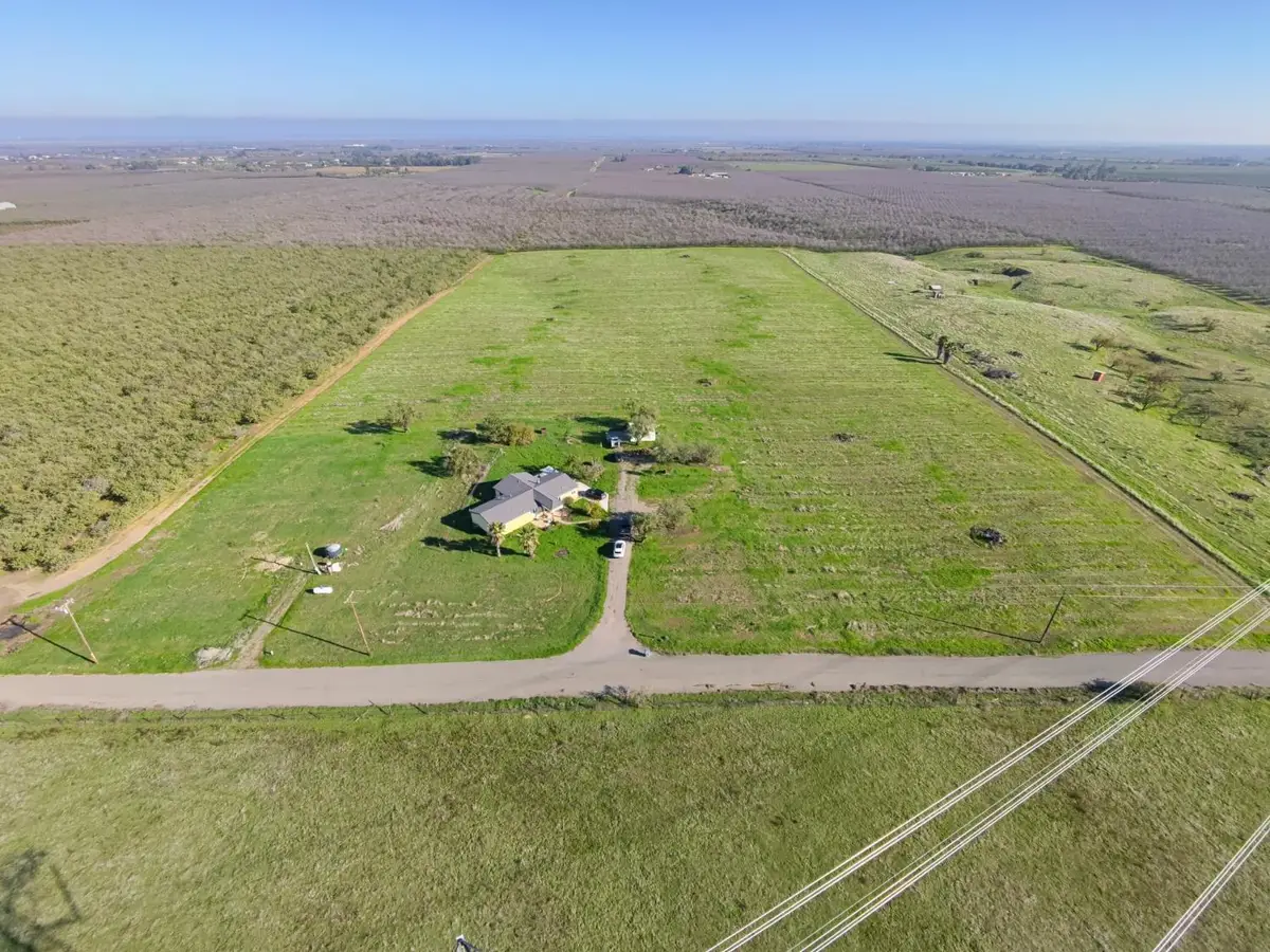 124 Wyer Road, Arbuckle, CA 95912 - Image #1
