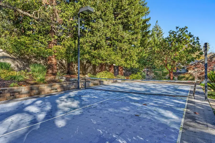 4545 Shady Oak Way, Fair Oaks, CA 95628 - Image #3