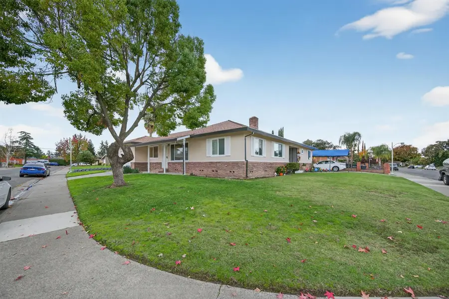 5220 Pomegranate Avenue, Sacramento, CA 95823 - Image #3