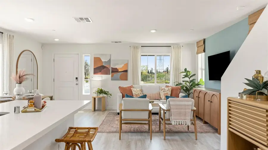 142 Skyline Ridge Loop, Sacramento, CA 95834 - Image #2