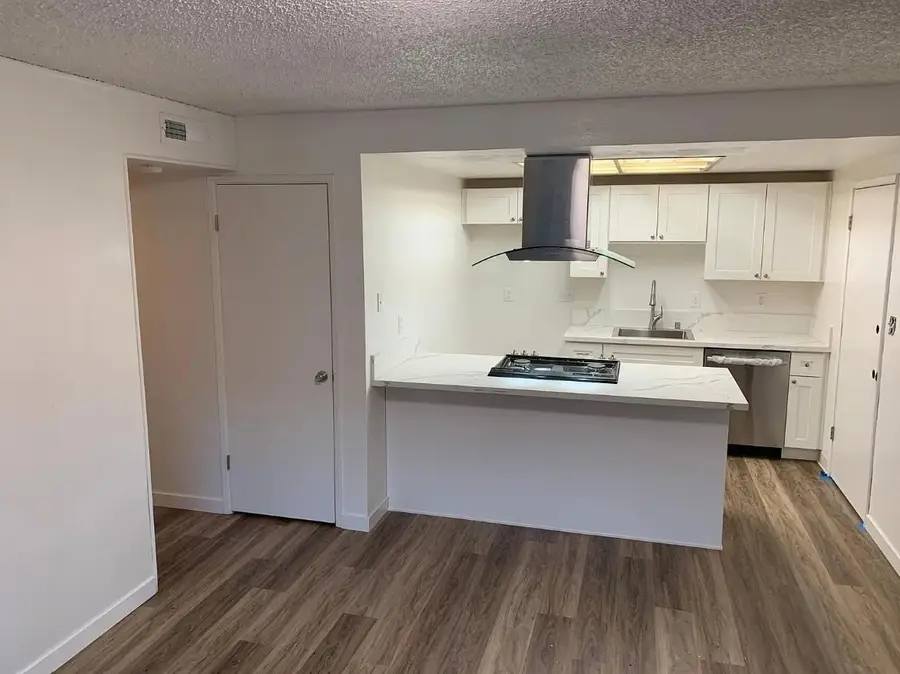 10128 Crawford Way, Sacramento, CA 95827 - #2