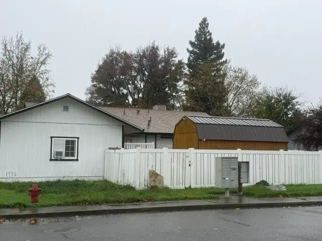 2830 Nicole Court, Anderson, CA 96007 - Image #2