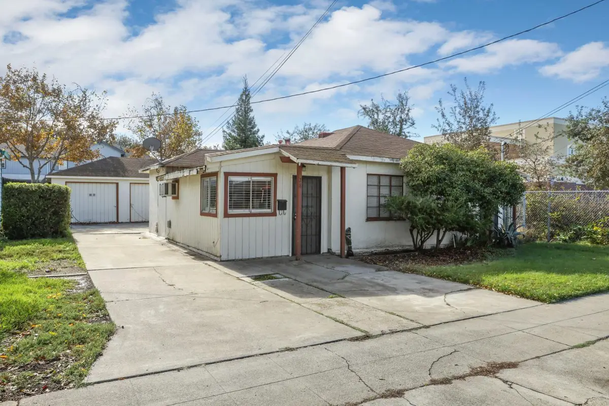 28 W Eaton Avenue, Tracy, CA 95376 - Image #1