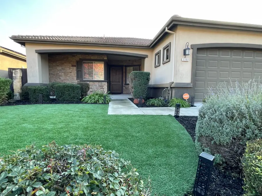 1702 Moonbeam Way, Turlock, CA 95382 - Image #2