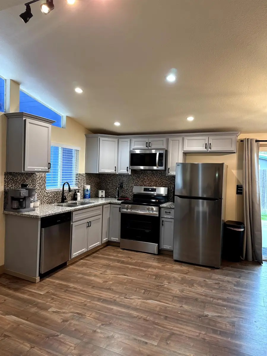 5925 Mendocino Boulevard, Sacramento, CA 95824 - Image #2