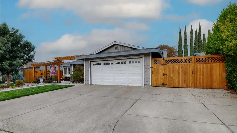 601 Oakborough Ave, Roseville, CA 95747 - Image #2