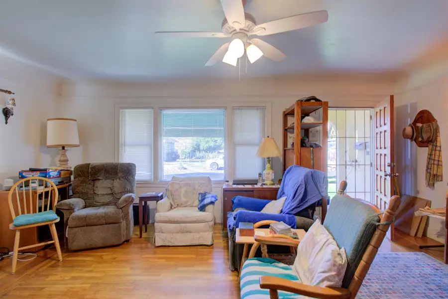 115 Fresno Avenue, Modesto, CA 95351 - Image #2