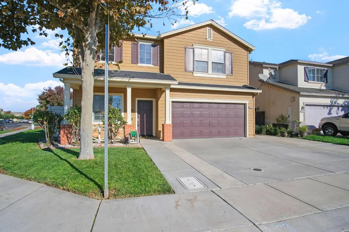 2303 Gallery Drive, Riverbank, CA 95367 - Image #1