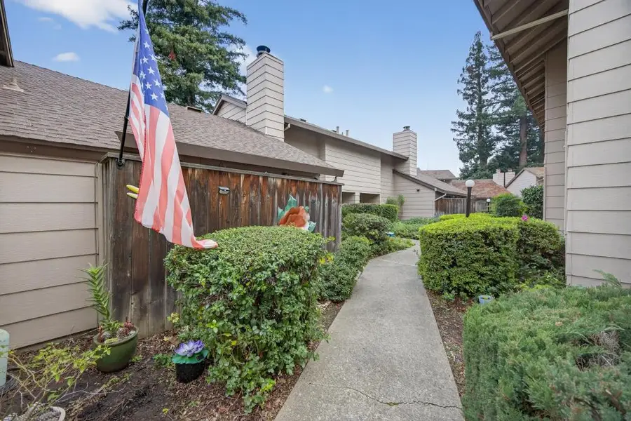 6060 Gloria Drive #19, Sacramento, CA 95822 - Image #3