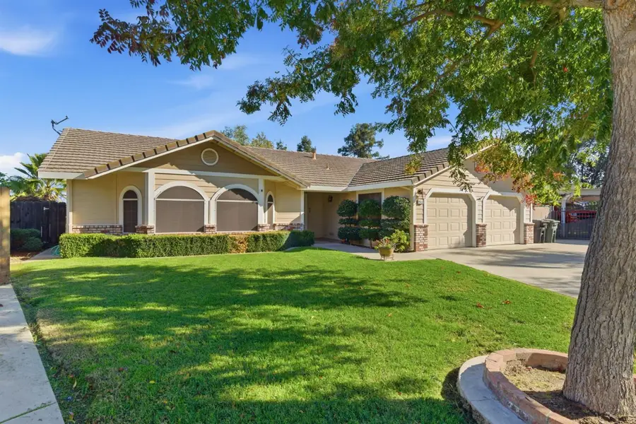 12427 Terrace View Court, Waterford, CA 95386 - Image #3