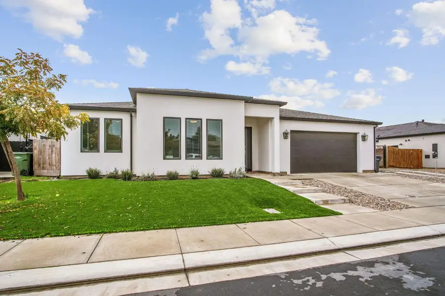 4114 Valkommen Drive, Denair, CA 95316 - Image #2