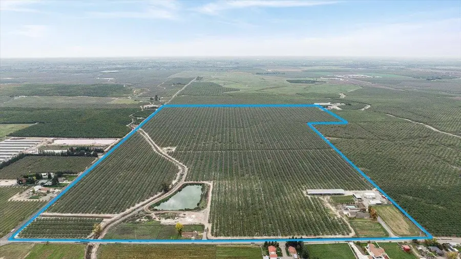 10506 Claribel Road, Oakdale, CA 95361 - Image #2