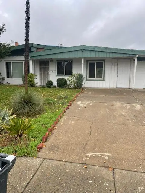 5531 27th Avenue, Sacramento, CA 95820 - Image #1