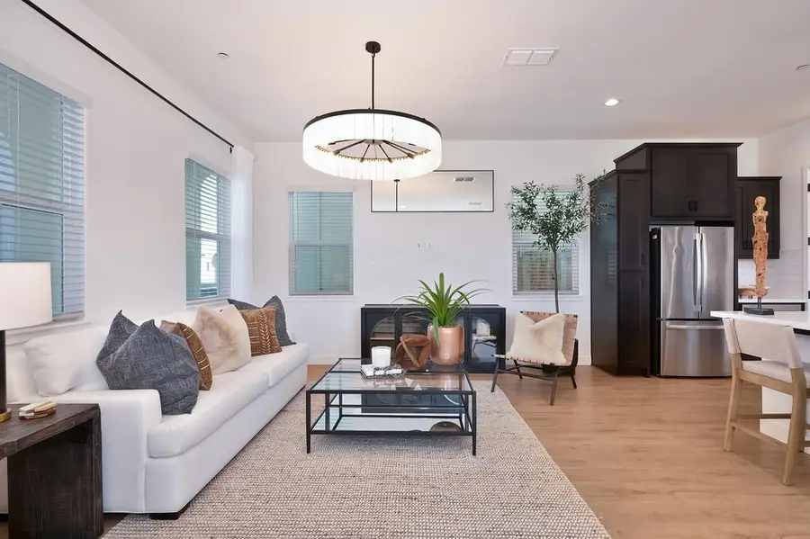 2356 Jay King Walk, Sacramento, CA 95818 - Image #2