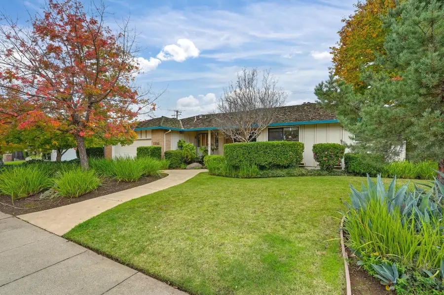 6333 Meadowvista Drive, Carmichael, CA 95608 - Image #3