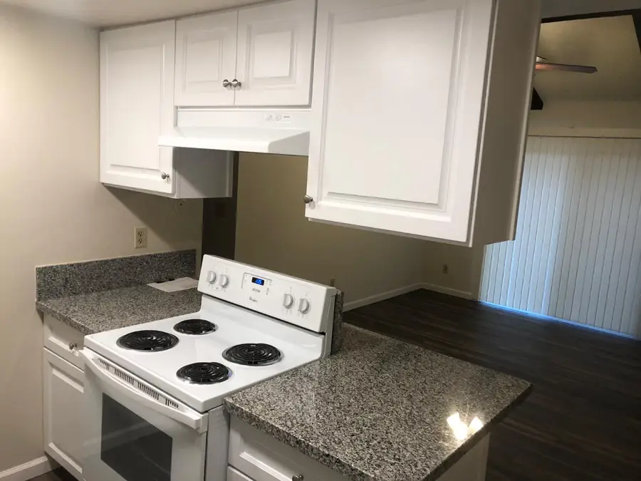 4709 S Greenholme Drive, Sacramento, CA 95842 - Image #3