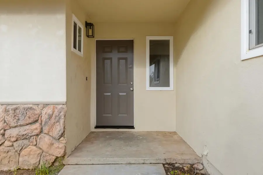 617 Merrimac Court, Modesto, CA 95354 - Image #3