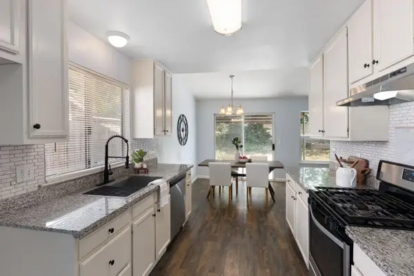 1355 Windemere Court, West Sacramento, CA 95605