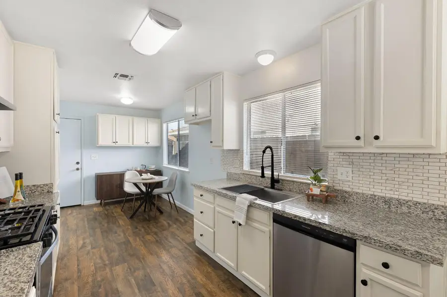 1355 Windemere Court, West Sacramento, CA 95605 - Image #2