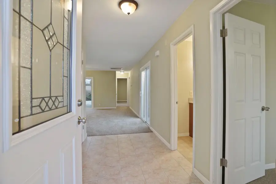 2128 Newbury Circle, Lodi, CA 95240 - Image #2