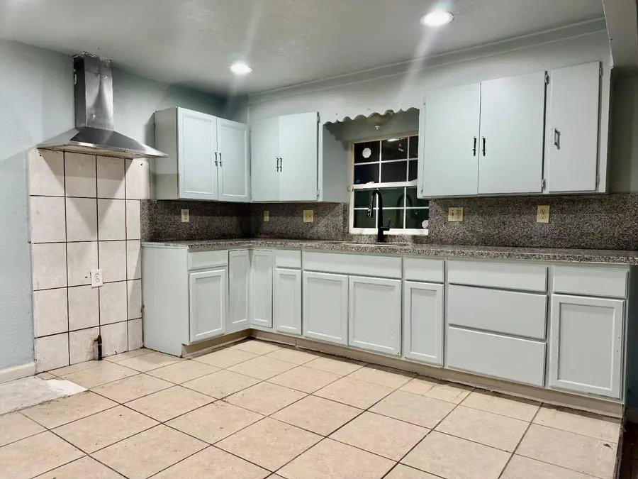 1401 Inyo Avenue, Modesto, CA 95358 - Image #2