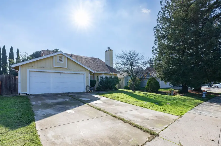 5876 Calvine Road, Sacramento, CA 95823 - Image #2