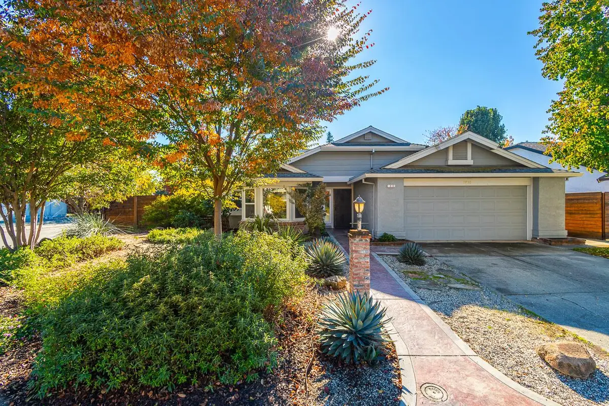 1830 Pebblewood Drive, Sacramento, CA 95833 - Image #1