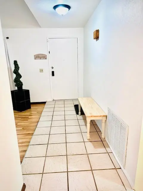 6107 Hillsdale, Sacramento, CA 95842 - Image #3