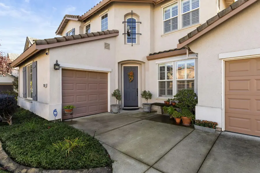 2567 Parkcrest Way, Roseville, CA 95747 - Image #2