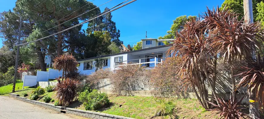 8019 Sterling Drive, Oakland, CA 94605 - Image #2