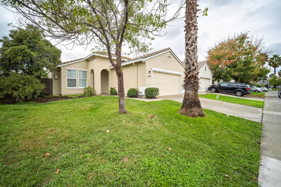 417 Arlingdale Circle, Rio Linda, CA 95673 - Image #2