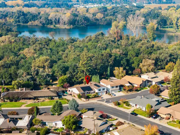 1786 Le Bec Court, Lodi, CA 95240