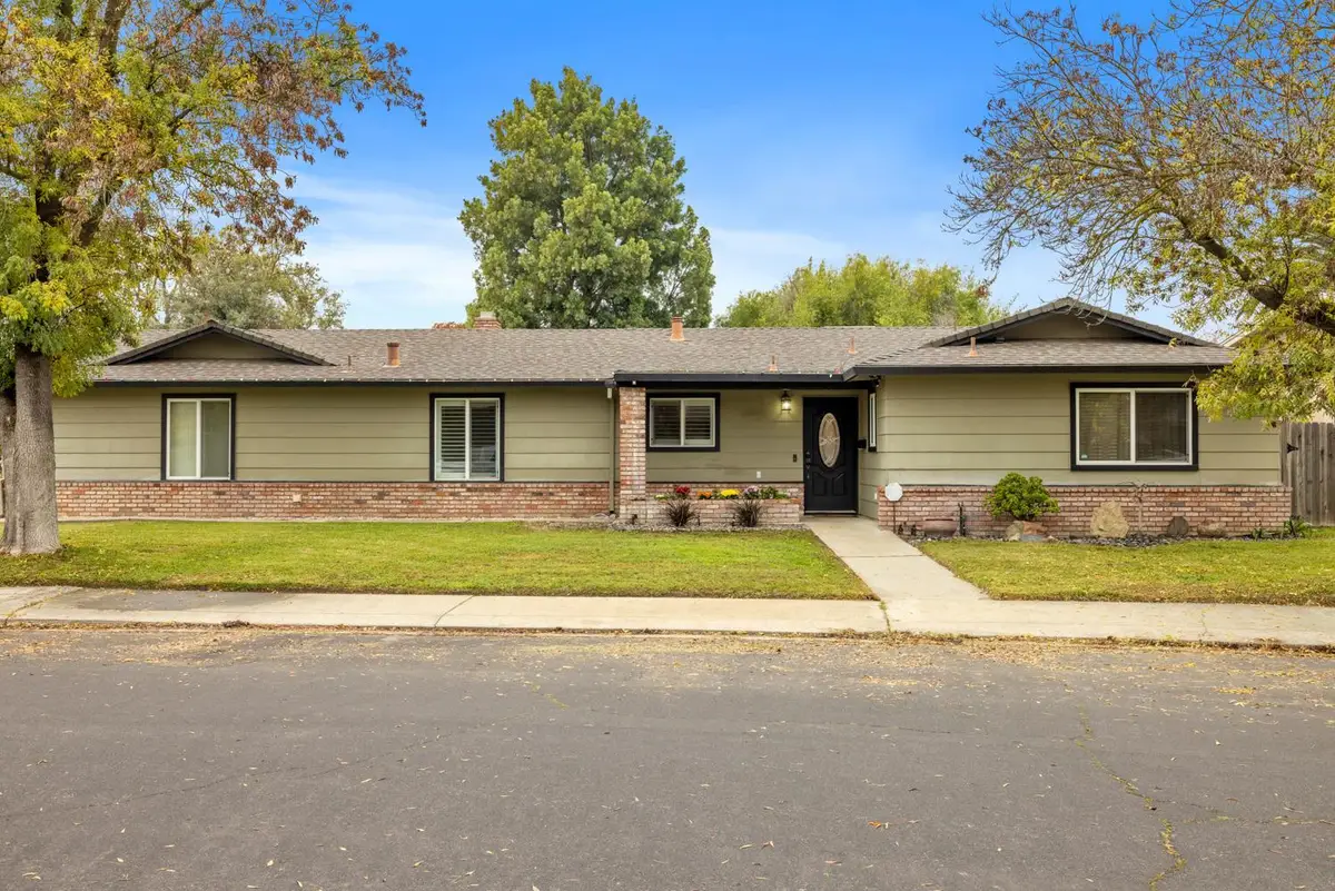 601 Oakshire Avenue, Modesto, CA 95354 - Image #1