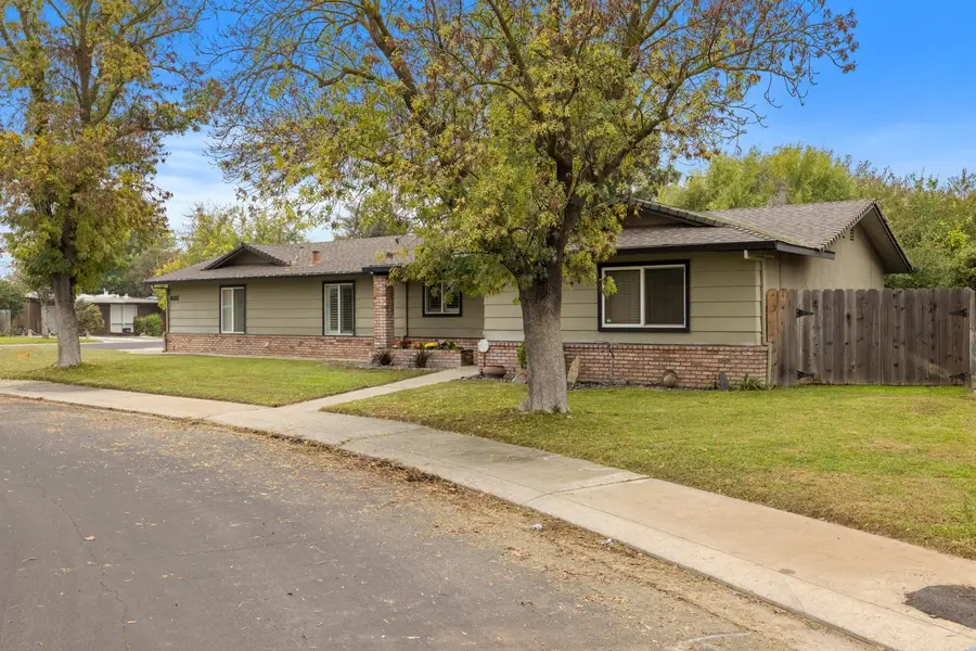 601 Oakshire Avenue, Modesto, CA 95354 - Image #2
