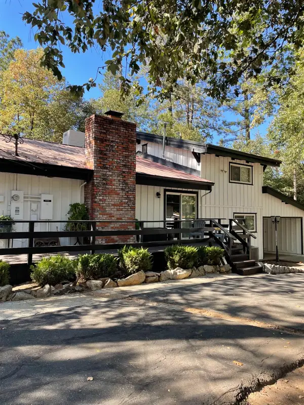 16390 Creekside Drive, Sonora, CA 95370