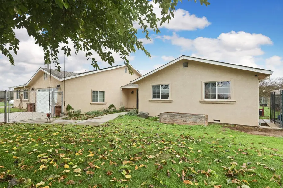 14527 Louise Avenue, Ripon, CA 95366 - Image #2