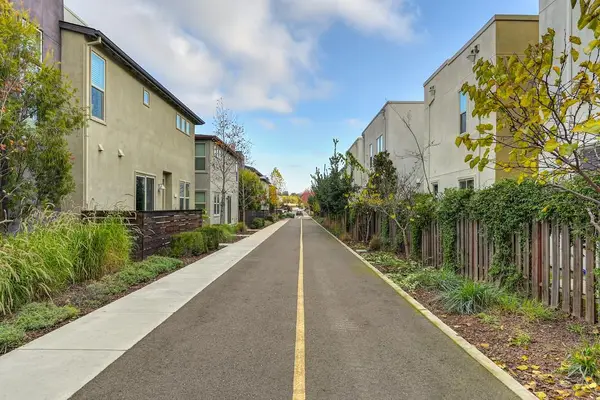 216 Box Lane, Sacramento, CA 95818