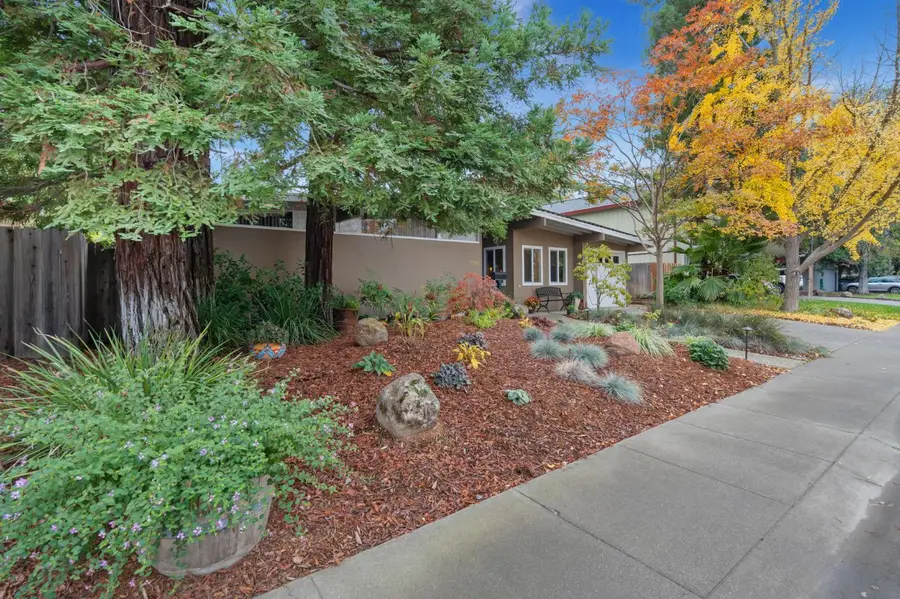 818 Colby Drive, Davis, CA 95616 - Image #2
