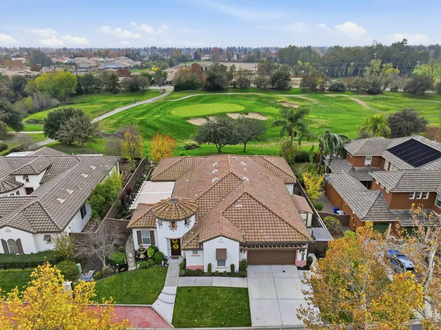 9215 Pinehurst Drive, Roseville, CA 95747 - Image #2