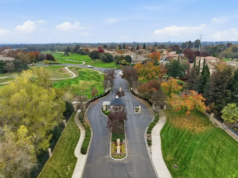 9215 Pinehurst Drive, Roseville, CA 95747 - Image #3