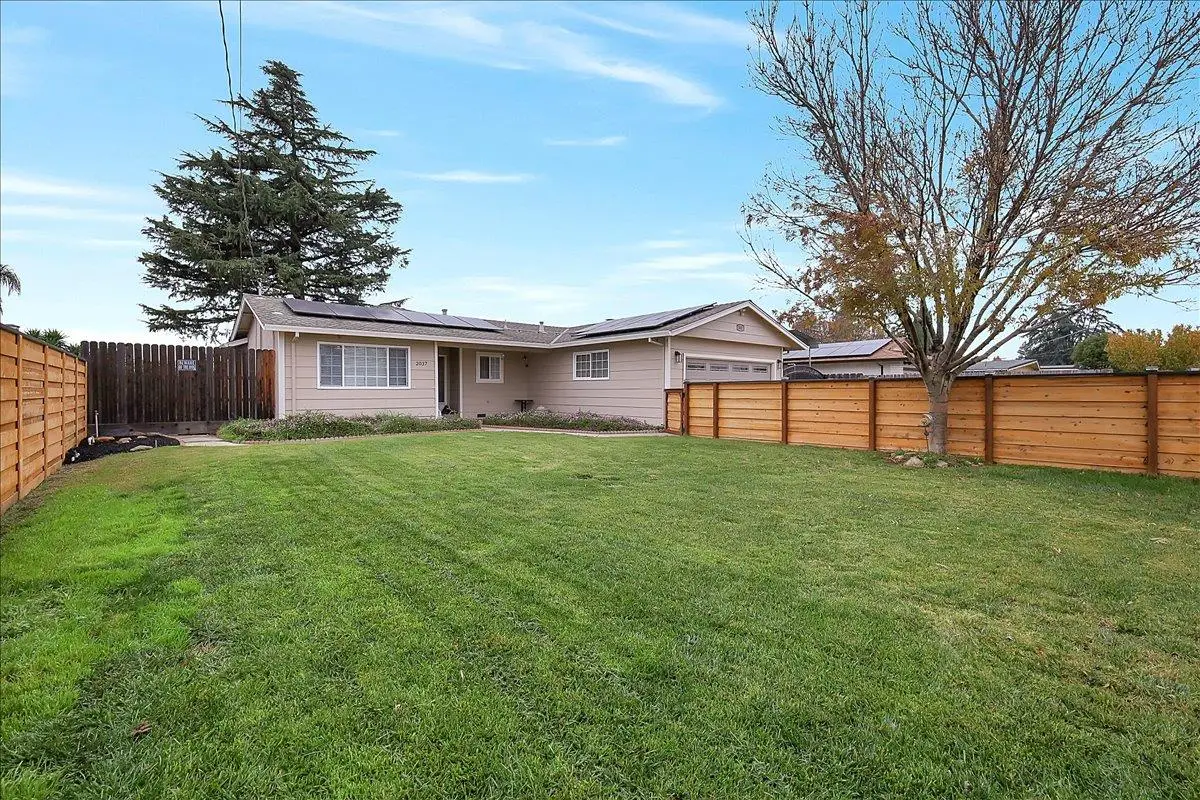 2037 S George Washington Boulevard, Yuba City, CA 95993 - Image #1