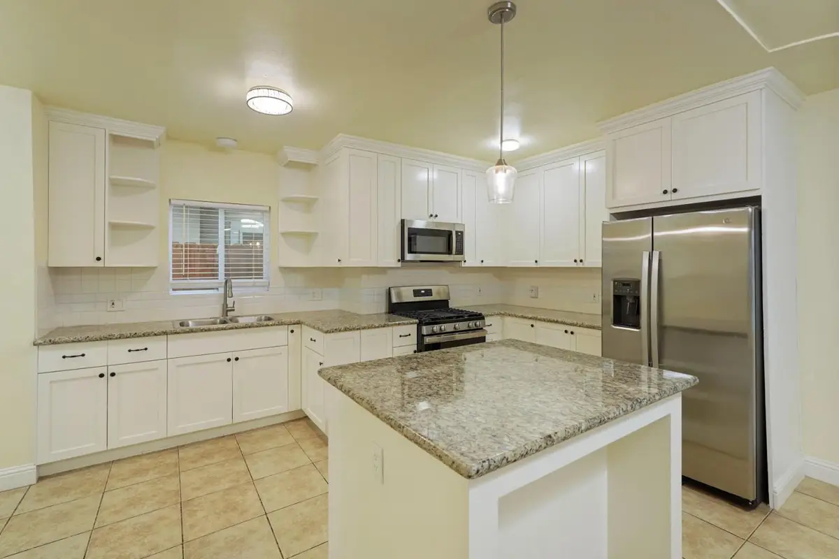129 Sunset Boulevard, Modesto, CA 95351 - Image #1